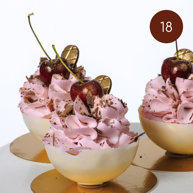 Шоколадна півкуля з білого шоколаду з вершково-вишневим кремом, №18